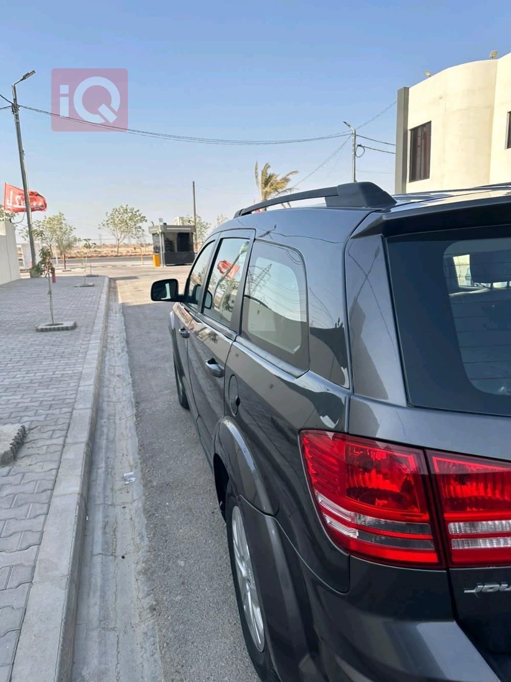 دودج جورني